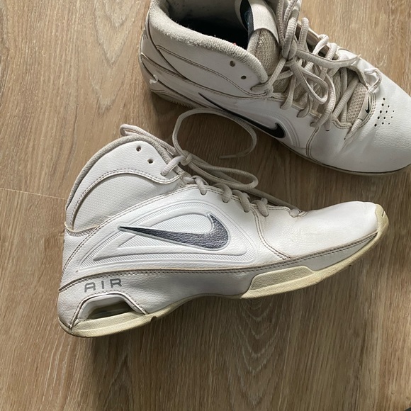Nike Air white leather height top sneakers. Size 7 US 38 EU - Picture 1 of 5